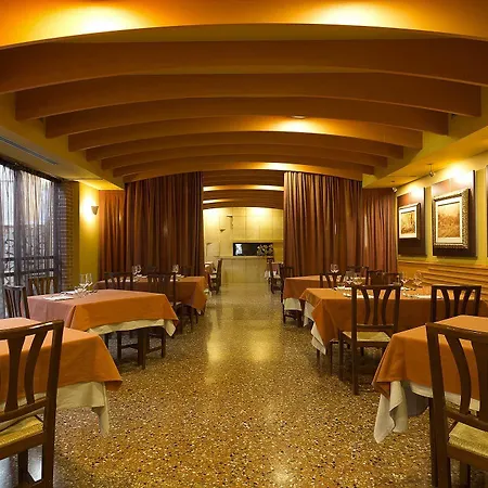 Hotell Due Platani 3*